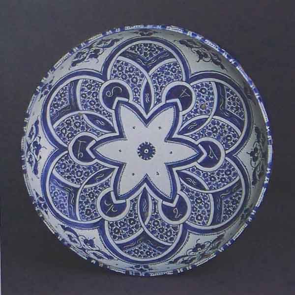 http://www.atelier-poterie.fr/wp-content/uploads/2010/05/fa%C3%AFence-bleue-et-blanche.jpg
